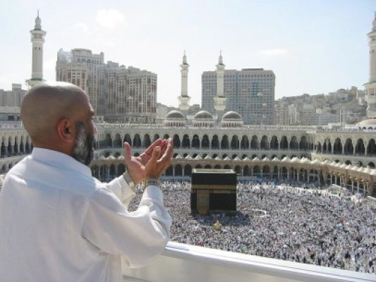 Coronavirus: Moscheile din Mecca se redeschid credincioşilor duminică